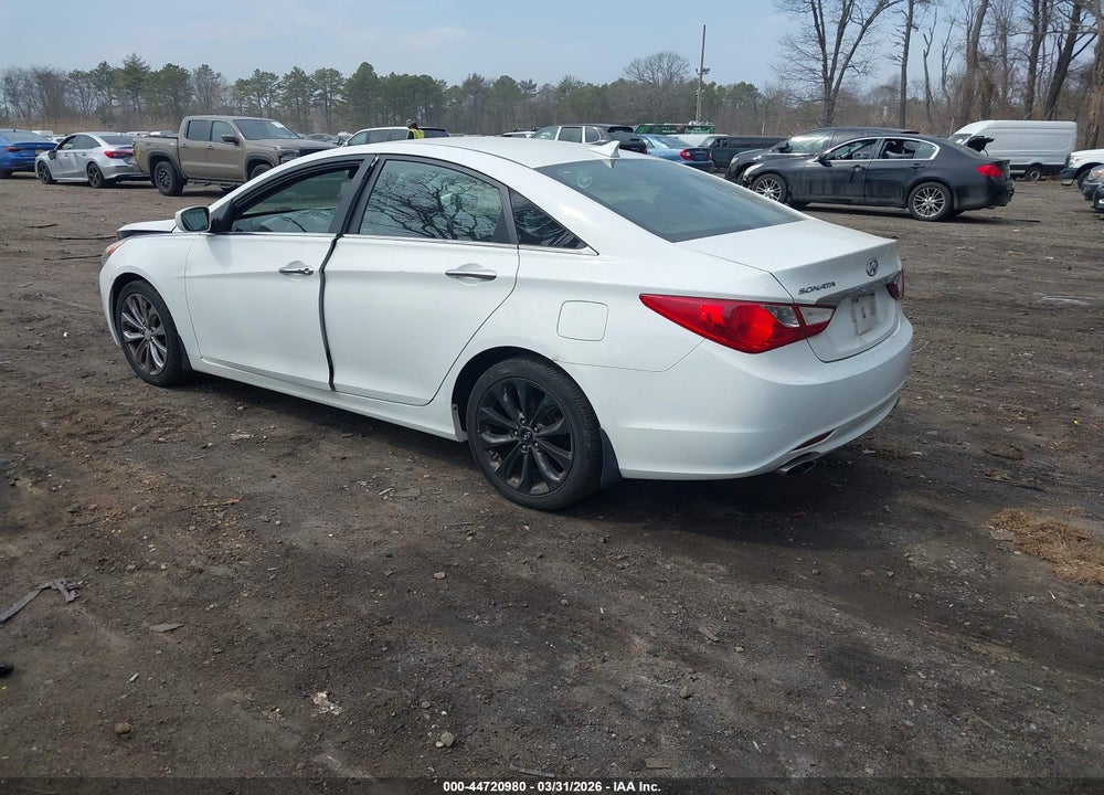 2011 HYUNDAI SONATA SE VIN: 5NPEC4AC2BH106176