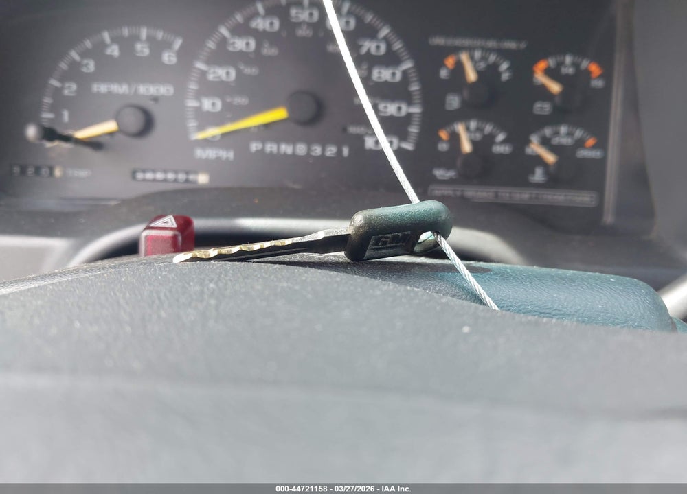 1999 CHEVROLET TAHOE LS VIN: 1GNEK13R1XJ423231