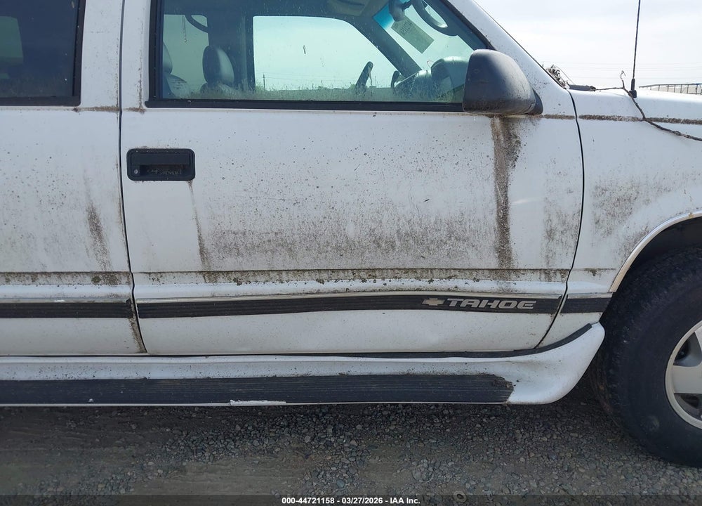 1999 CHEVROLET TAHOE LS VIN: 1GNEK13R1XJ423231