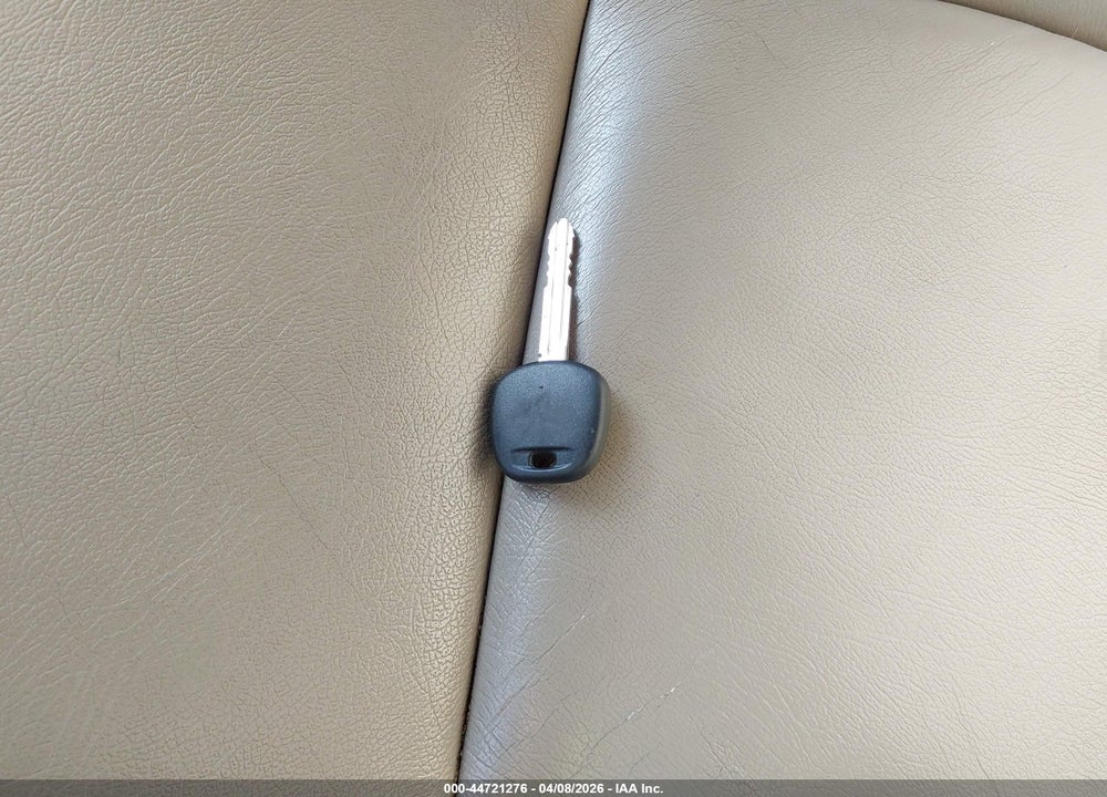 2004 TOYOTA CAMRY LE V6 VIN: 4T1BF32K74U079748