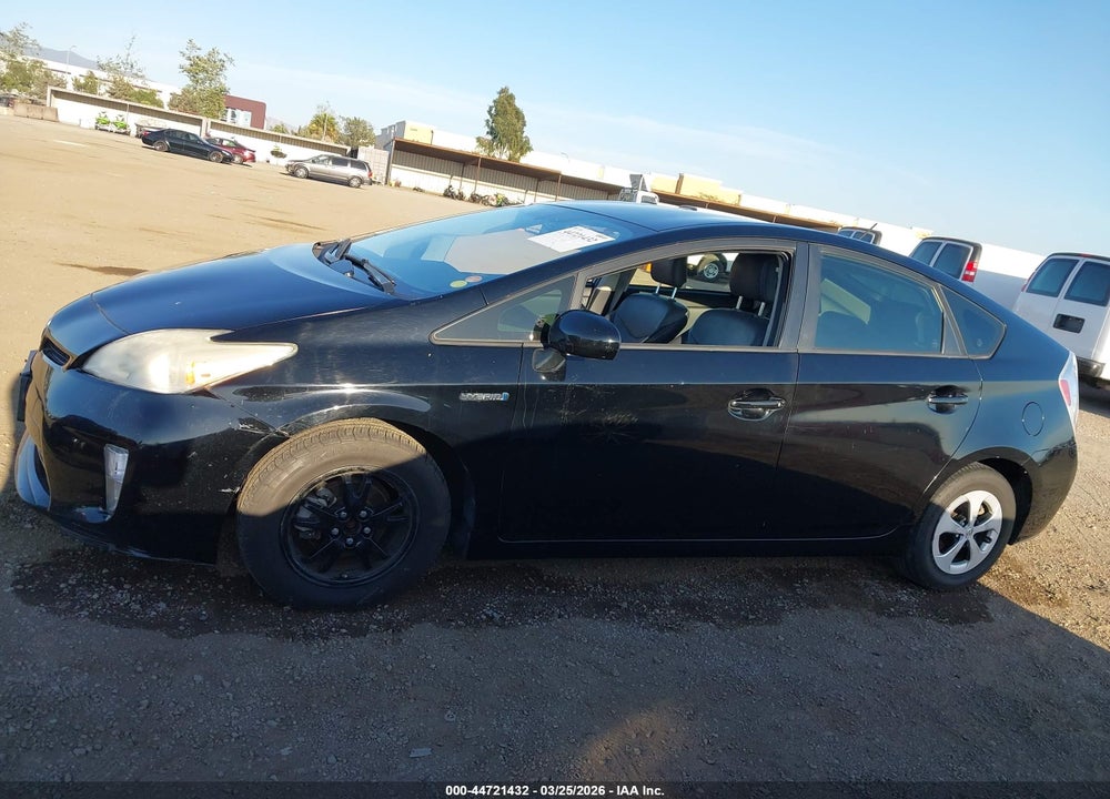 2013 TOYOTA PRIUS FOUR VIN: JTDKN3DU9D5572959
