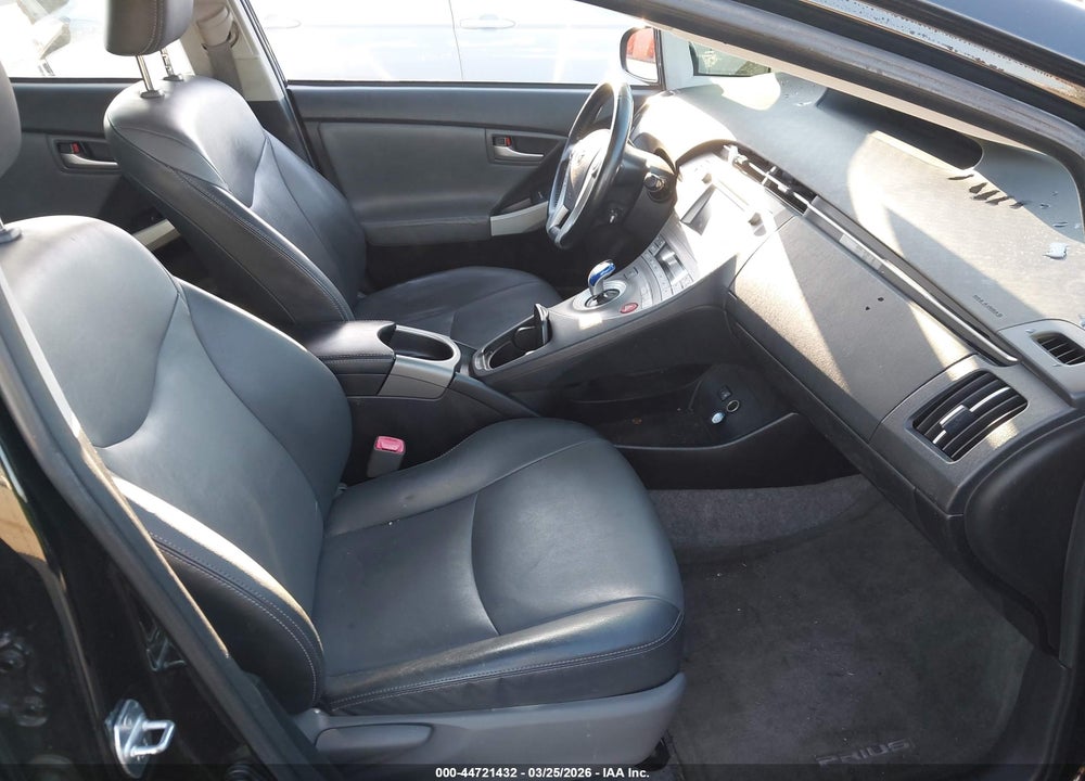 2013 TOYOTA PRIUS FOUR VIN: JTDKN3DU9D5572959
