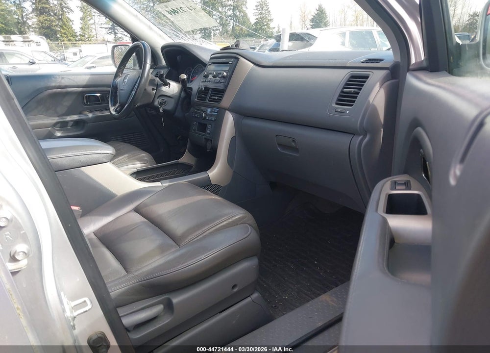 2007 HONDA PILOT EX-L VIN: 5FNYF18597B012523