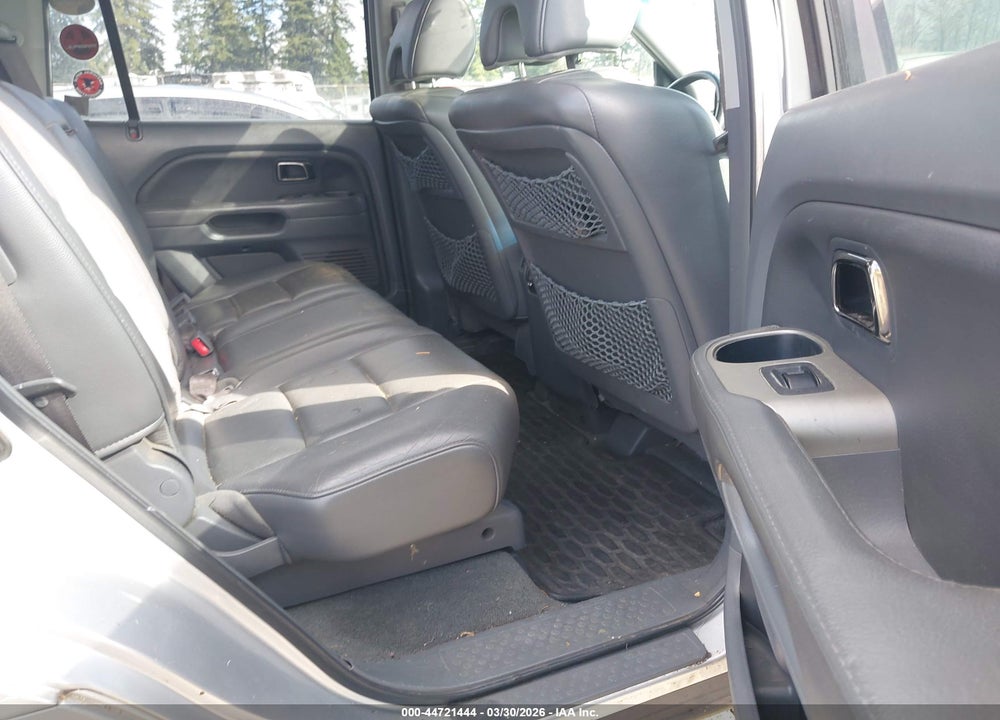 2007 HONDA PILOT EX-L VIN: 5FNYF18597B012523