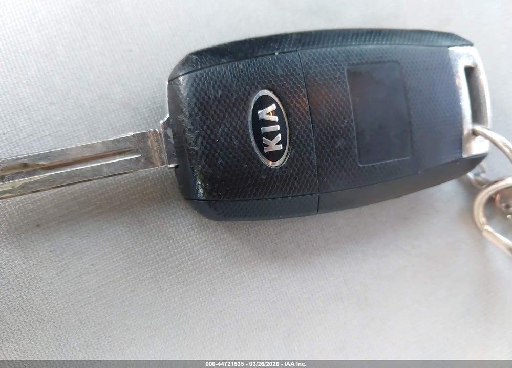2015 KIA OPTIMA LX VIN: KNAGM4A71F5645173