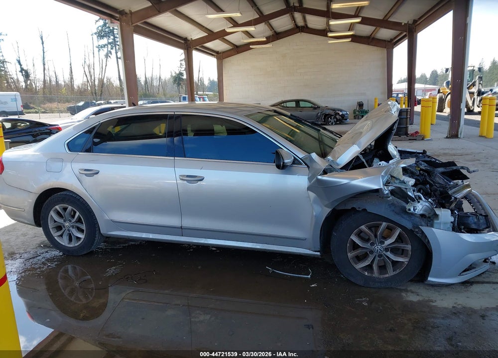 2016 VOLKSWAGEN PASSAT 1.8T S VIN: 1VWAT7A32GC028448