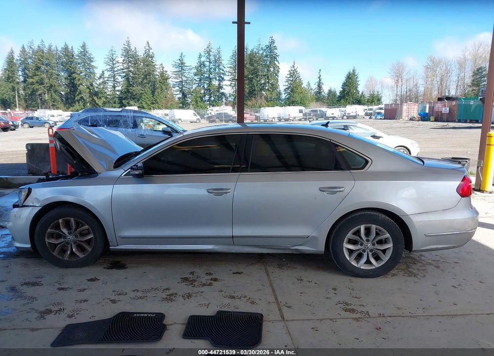2016 VOLKSWAGEN PASSAT 1.8T S VIN: 1VWAT7A32GC028448