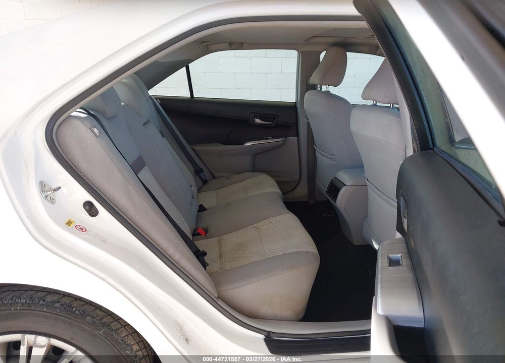 2013 TOYOTA CAMRY SE VIN: 4T1BF1FK2DU684033
