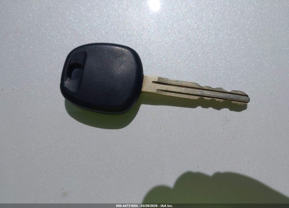 2004 TOYOTA MATRIX STANDARD VIN: 2T1KR32E34C259277