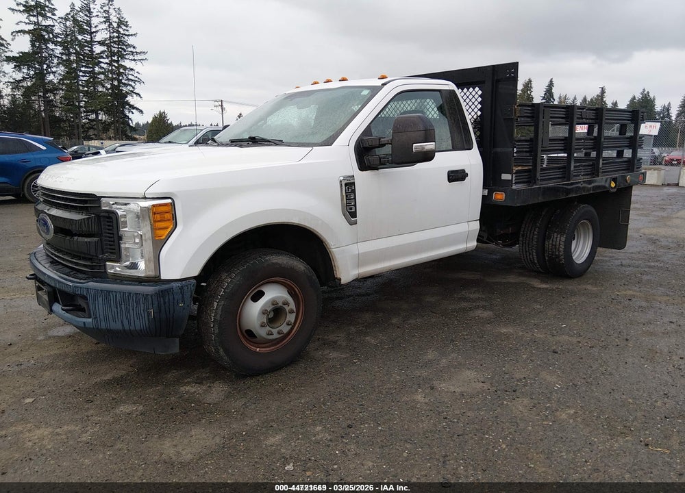 2017 FORD F-350 CHASSIS XL VIN: 1FDRF3G6XHEE66059