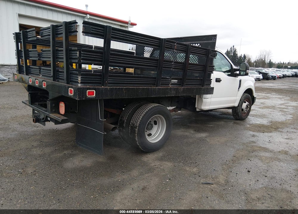 2017 FORD F-350 CHASSIS XL VIN: 1FDRF3G6XHEE66059