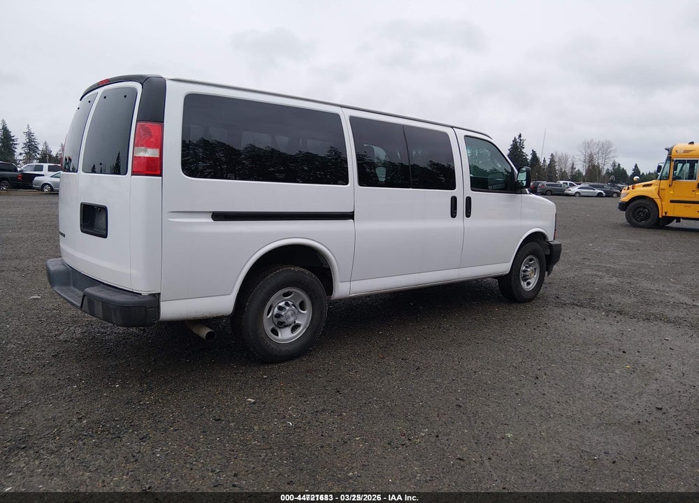 2017 CHEVROLET EXPRESS 2500 LS VIN: 1GNWGEFG4H1100834