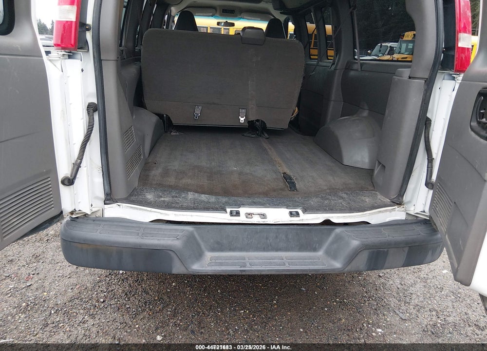 2017 CHEVROLET EXPRESS 2500 LS VIN: 1GNWGEFG4H1100834