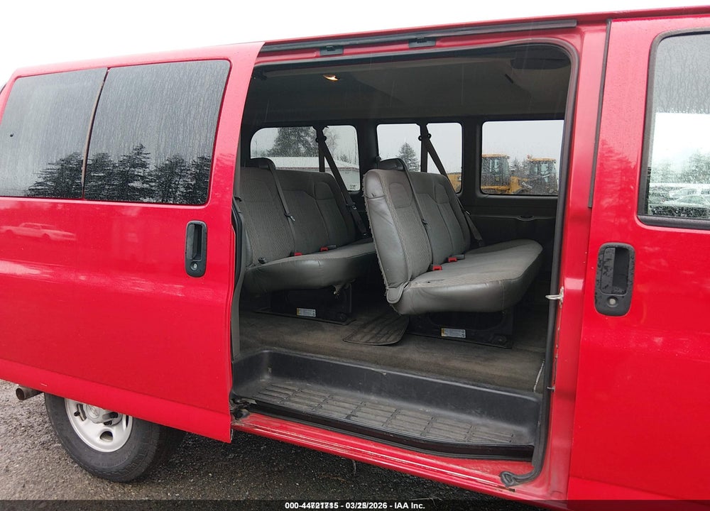 2017 CHEVROLET EXPRESS 2500 LS VIN: 1GNWGEFG8H1102327