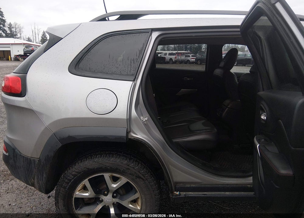 2017 JEEP CHEROKEE TRAILHAWK 4X4 VIN: 1C4PJMBB4HD239895