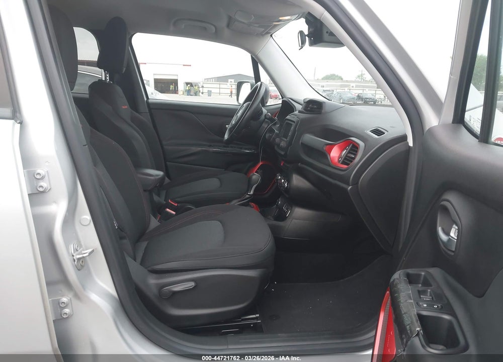 2015 JEEP RENEGADE TRAILHAWK VIN: ZACCJBCT1FPC02554