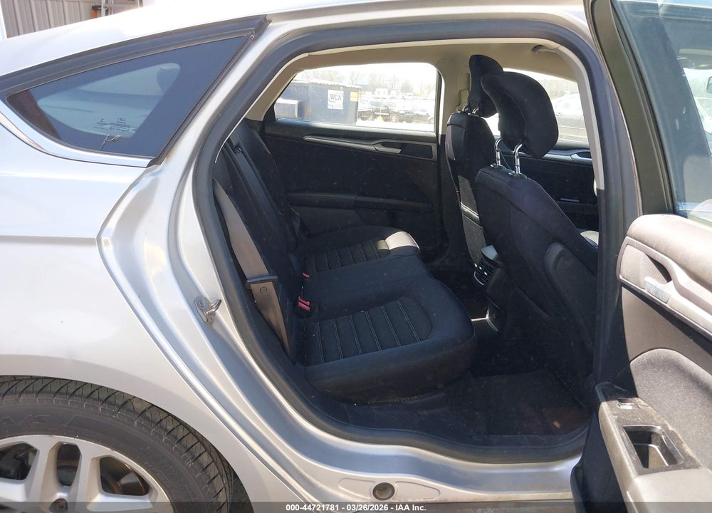 2014 FORD FUSION SE VIN: 1FA6P0HD1E5381855