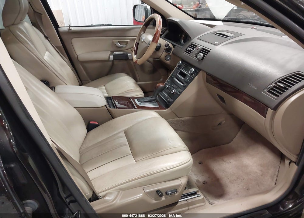 2014 VOLVO XC90 3.2 PLATINUM VIN: YV4952CZ6E1689667
