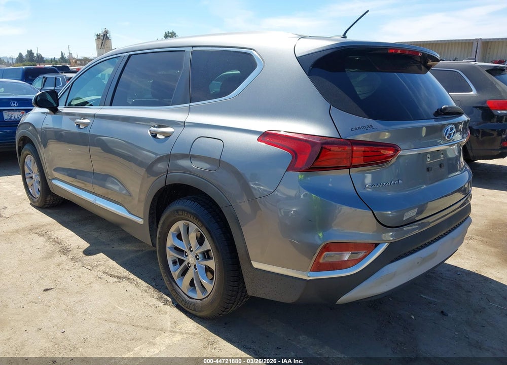 2019 HYUNDAI SANTA FE SE VIN: 5NMS23AD2KH077039