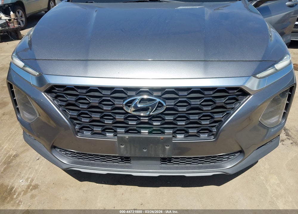 2019 HYUNDAI SANTA FE SE VIN: 5NMS23AD2KH077039