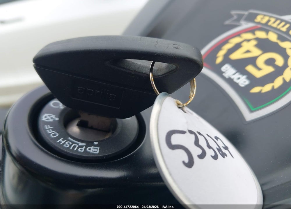 2022 APRILIA RS 660 VIN: ZD4KSUG09NS000207