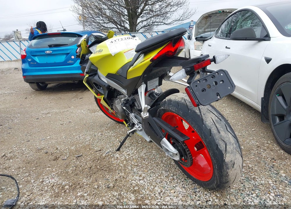 2022 APRILIA RS 660 VIN: ZD4KSUG09NS000207
