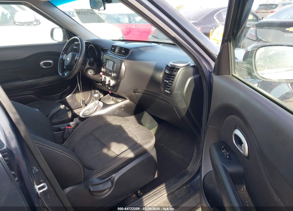 2016 KIA SOUL + VIN: KNDJP3A59G7326540