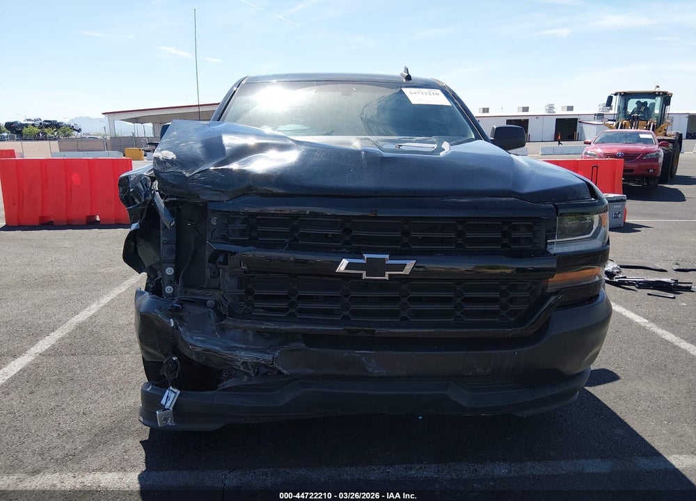 2018 CHEVROLET SILVERADO 1500 WT VIN: 1GCRCNEC4JZ328825