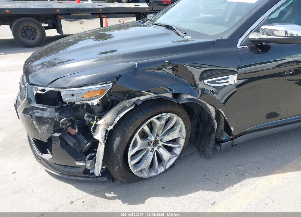 2014 FORD TAURUS LIMITED VIN: 1FAHP2F88EG111181