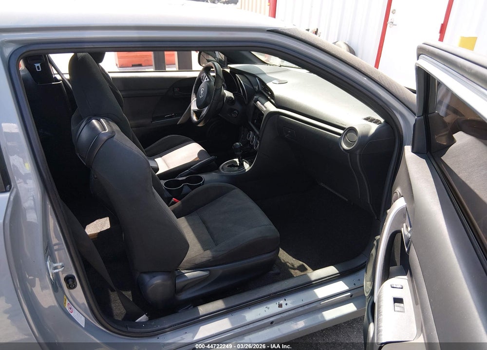 2011 SCION TC VIN: JTKJF5C77B3008406