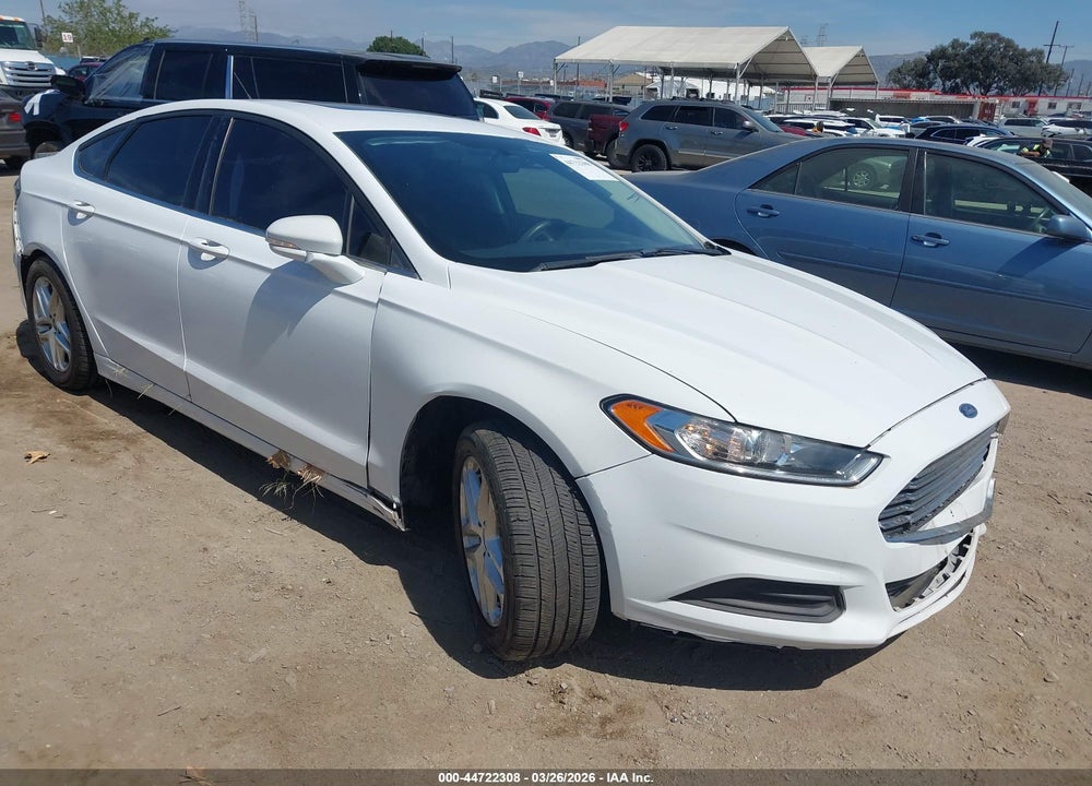 2015 FORD FUSION SE VIN: 3FA6P0H77FR160916