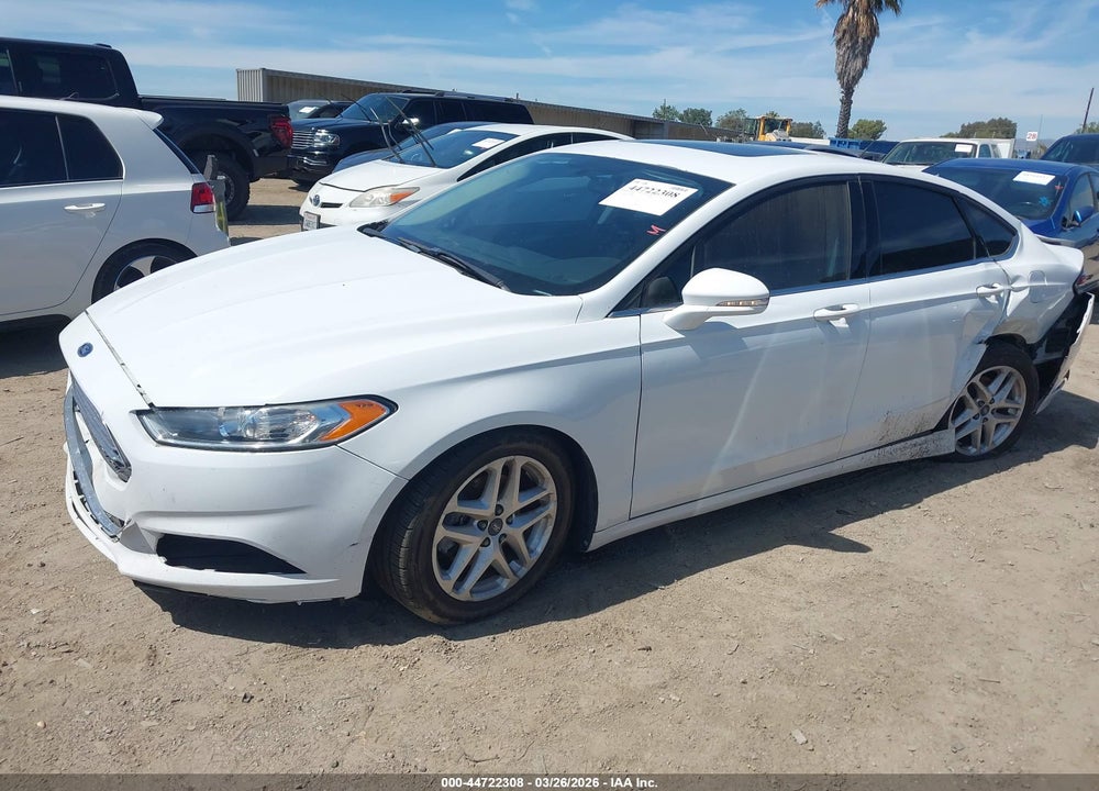 2015 FORD FUSION SE VIN: 3FA6P0H77FR160916