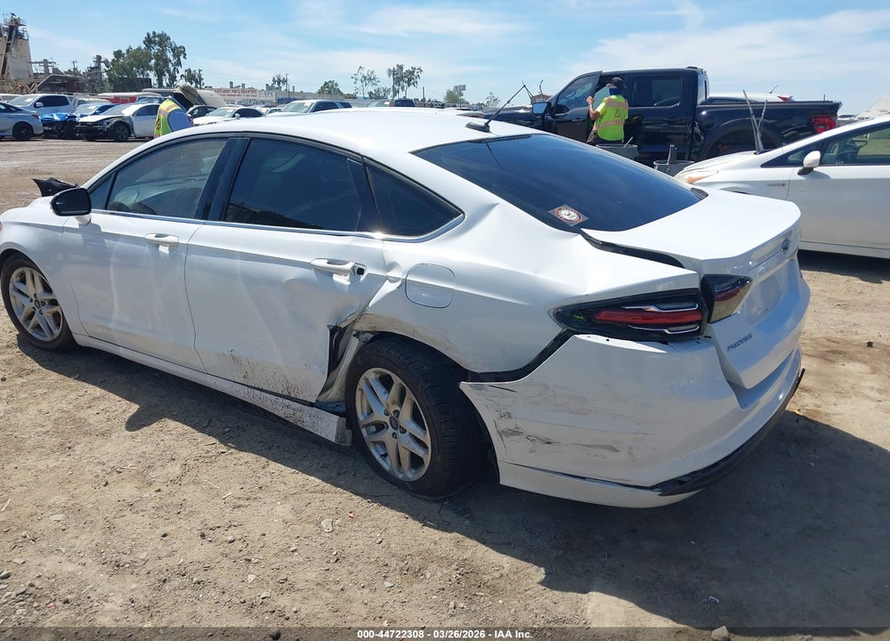 2015 FORD FUSION SE VIN: 3FA6P0H77FR160916