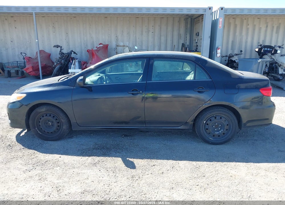 2013 TOYOTA COROLLA LE VIN: 2T1BU4EE3DC961048