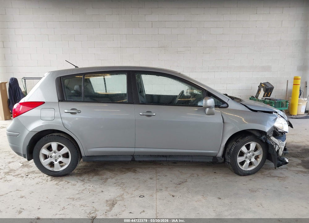 2008 NISSAN VERSA 1.8SL VIN: 3N1BC13E08L376230