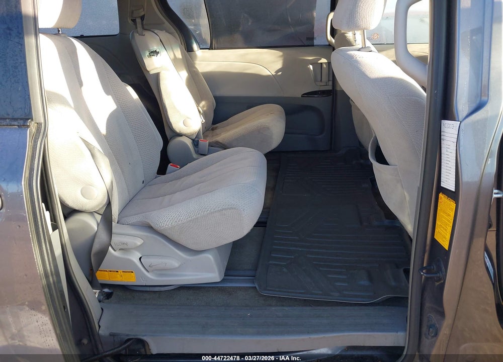 2012 TOYOTA SIENNA LE V6 8 PASSENGER VIN: 5TDKK3DC3CS205368