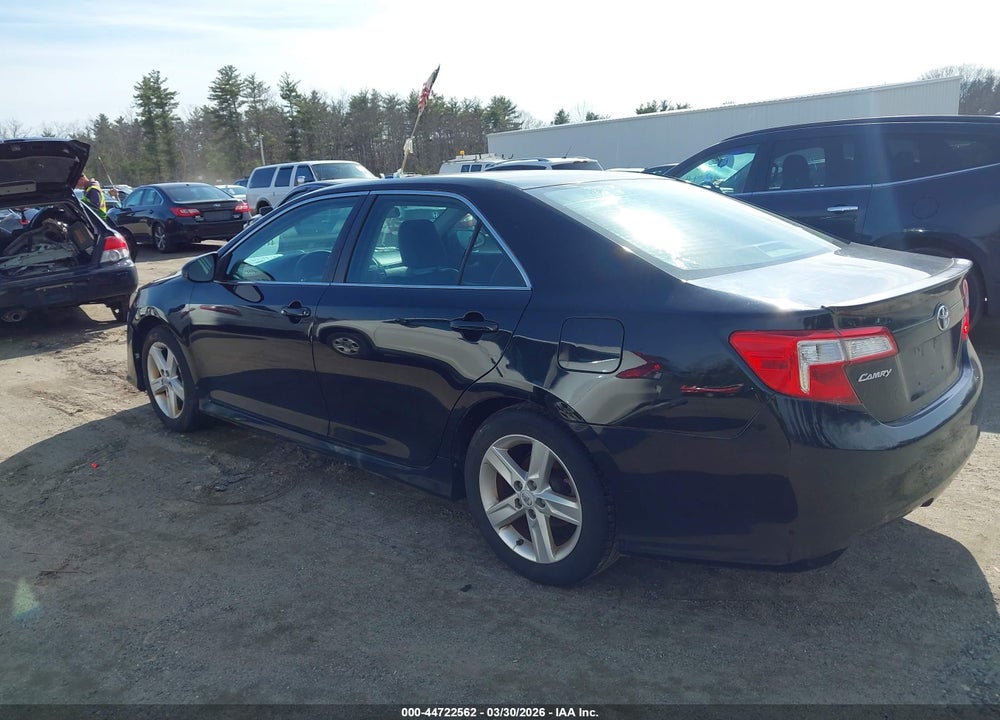 2013 TOYOTA CAMRY SE VIN: 4T1BF1FK3DU205361