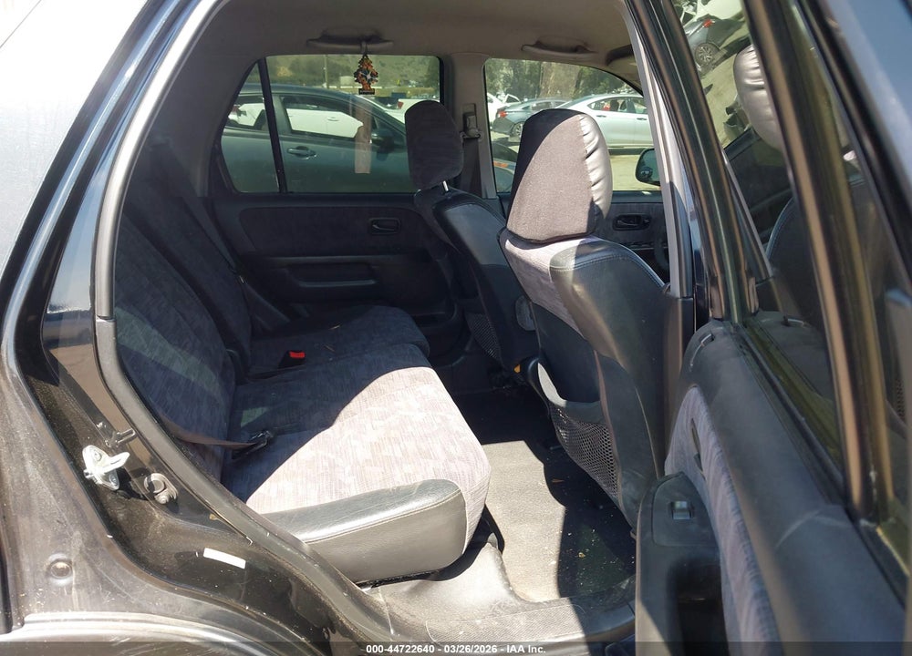 2004 HONDA CR-V LX VIN: JHLRD68474C009226
