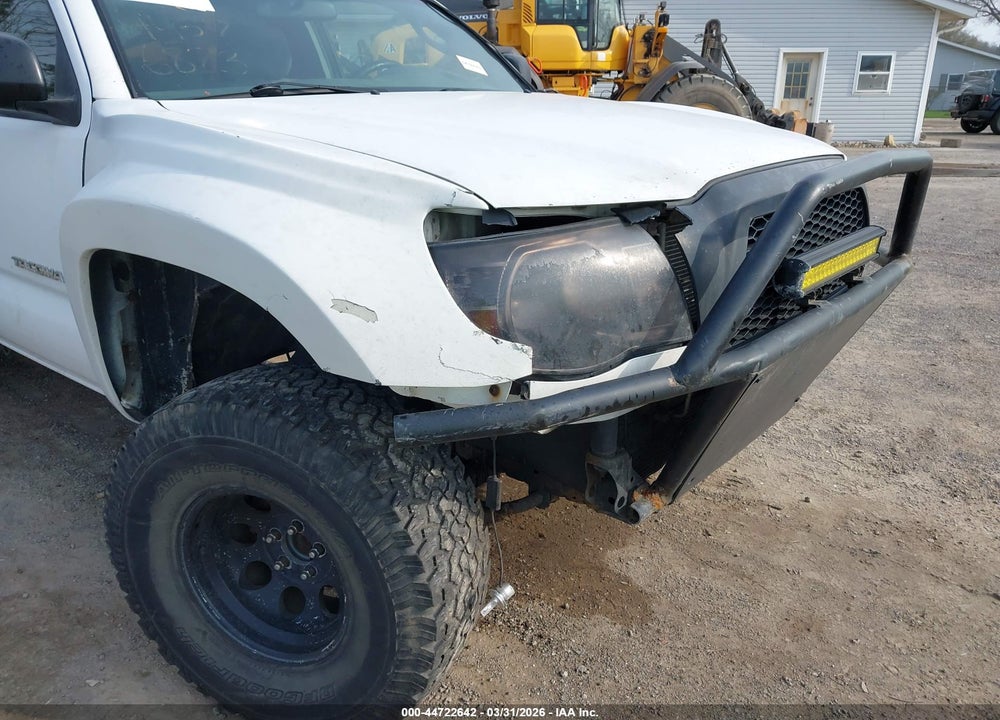 2005 TOYOTA TACOMA VIN: 5TENX22NX5Z126332