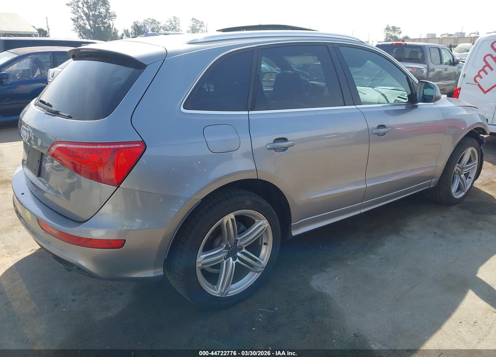 2010 AUDI Q5 3.2 PREMIUM VIN: WA1MKAFP0AA077222