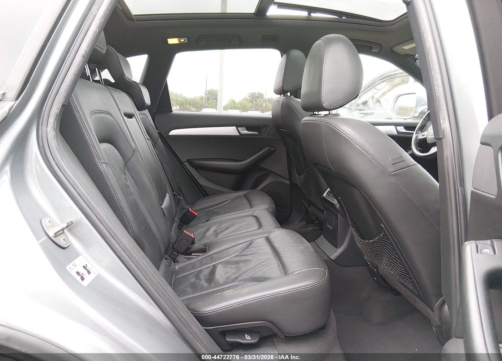 2010 AUDI Q5 3.2 PREMIUM VIN: WA1MKAFP0AA077222