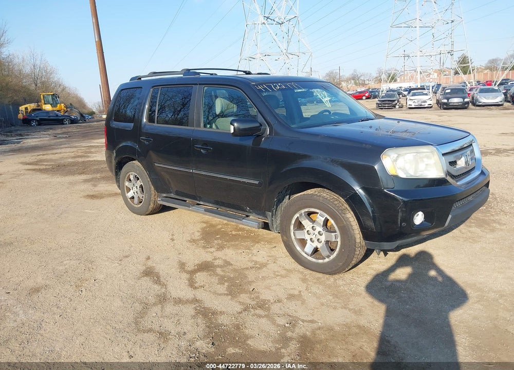 2011 HONDA PILOT TOURING VIN: 5FNYF4H94BB083142
