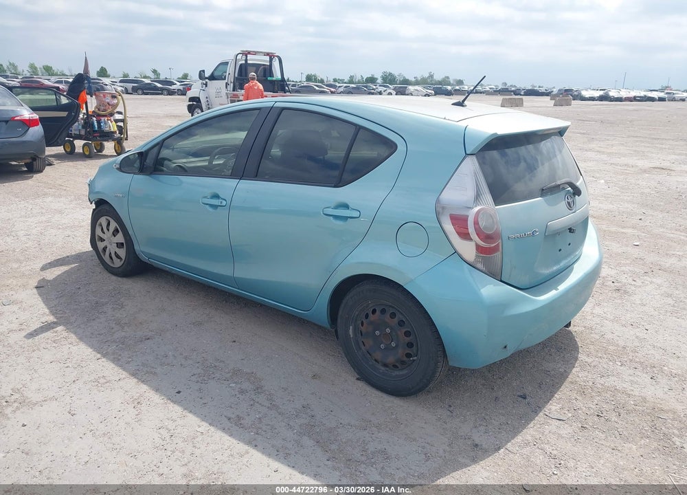 2013 TOYOTA PRIUS C TWO VIN: JTDKDTB38D1031521