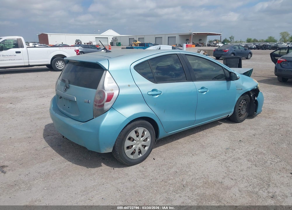2013 TOYOTA PRIUS C TWO VIN: JTDKDTB38D1031521