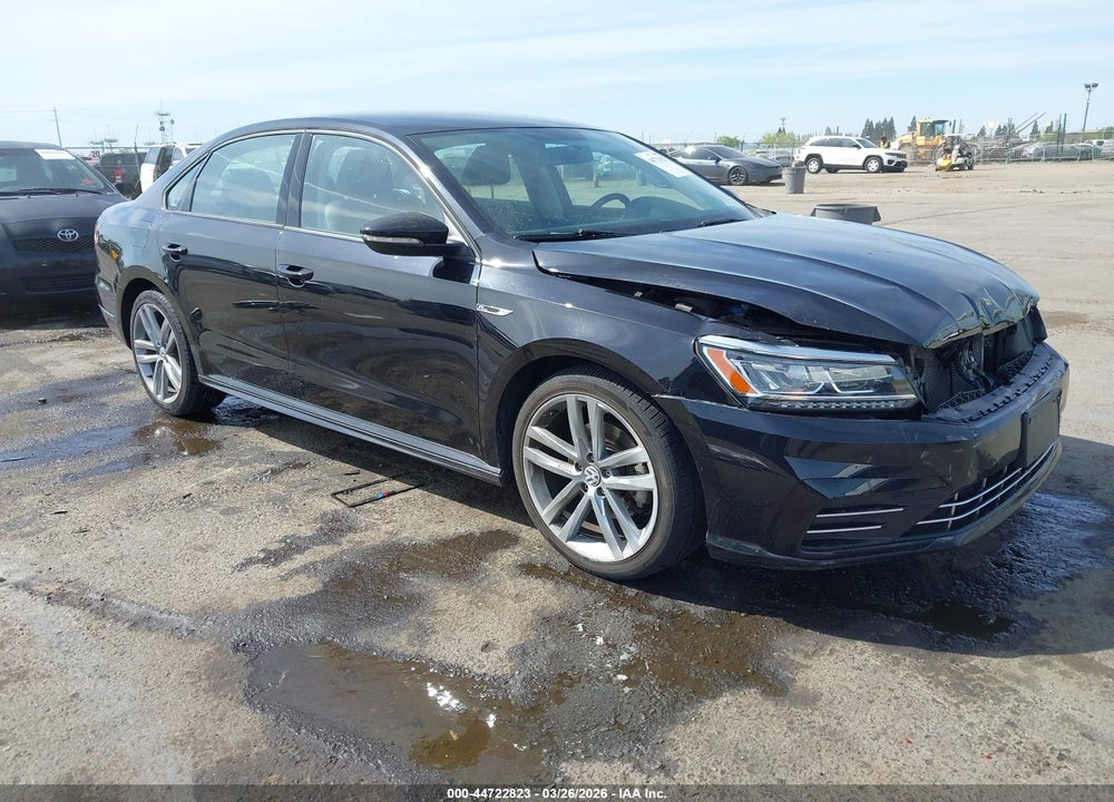 2018 VOLKSWAGEN PASSAT 2.0T R-LINE/2.0T S VIN: 1VWAA7A3XJC015105