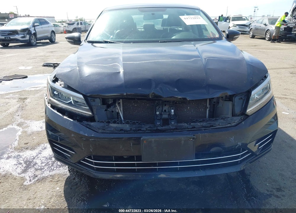 2018 VOLKSWAGEN PASSAT 2.0T R-LINE/2.0T S VIN: 1VWAA7A3XJC015105