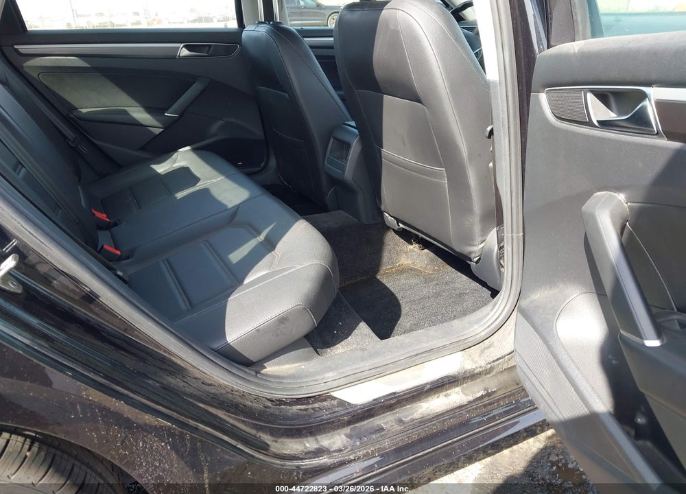 2018 VOLKSWAGEN PASSAT 2.0T R-LINE/2.0T S VIN: 1VWAA7A3XJC015105