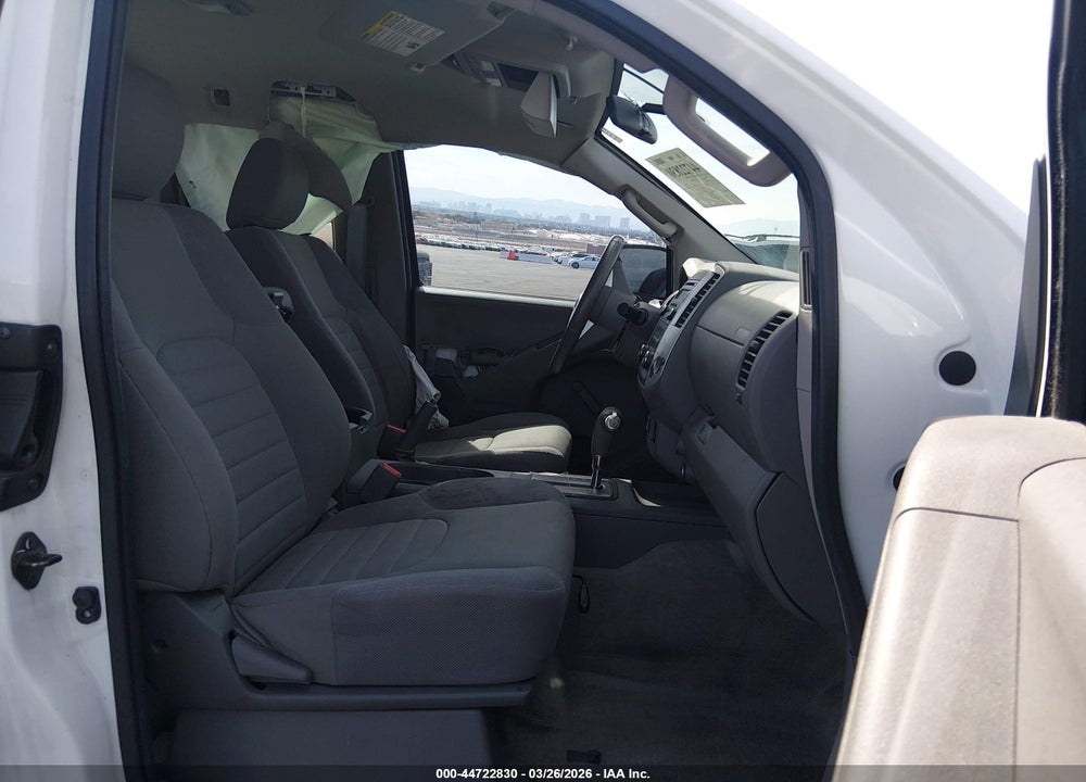 2015 NISSAN FRONTIER S VIN: 1N6BD0CT9FN736740