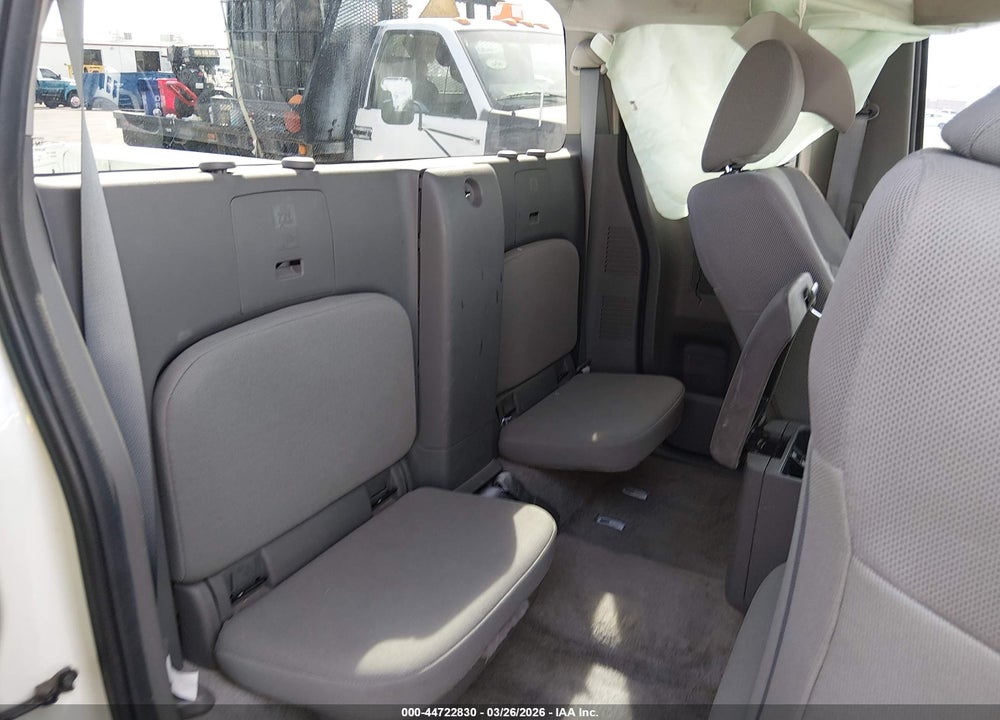 2015 NISSAN FRONTIER S VIN: 1N6BD0CT9FN736740
