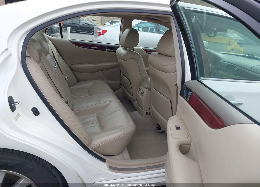 2003 LEXUS ES 300 VIN: JTHBF30G030123015
